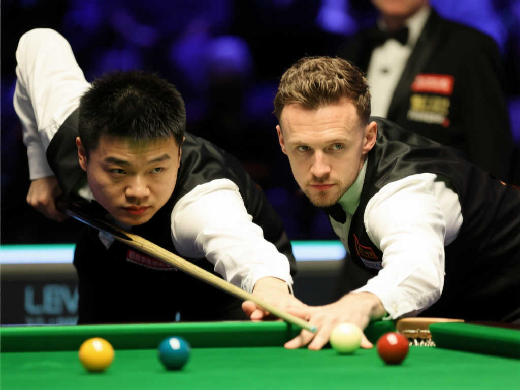 克亚接手曼 克亚接手曼