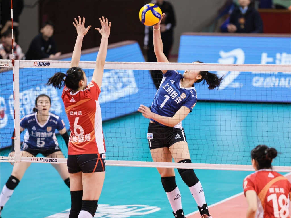 何对中国足 何对中国足